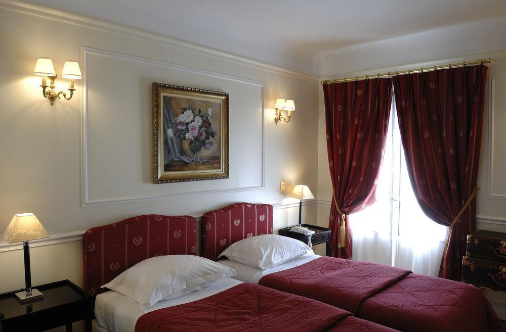فندق باريسفي  فندق دو روند-بوينت دي تشامبس إليسيس المظهر الخارجي الصورة